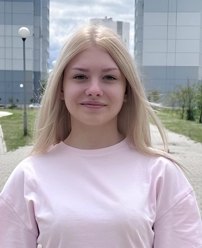 Яцутко Кристина.jpg Яцутко Кристина.jpg